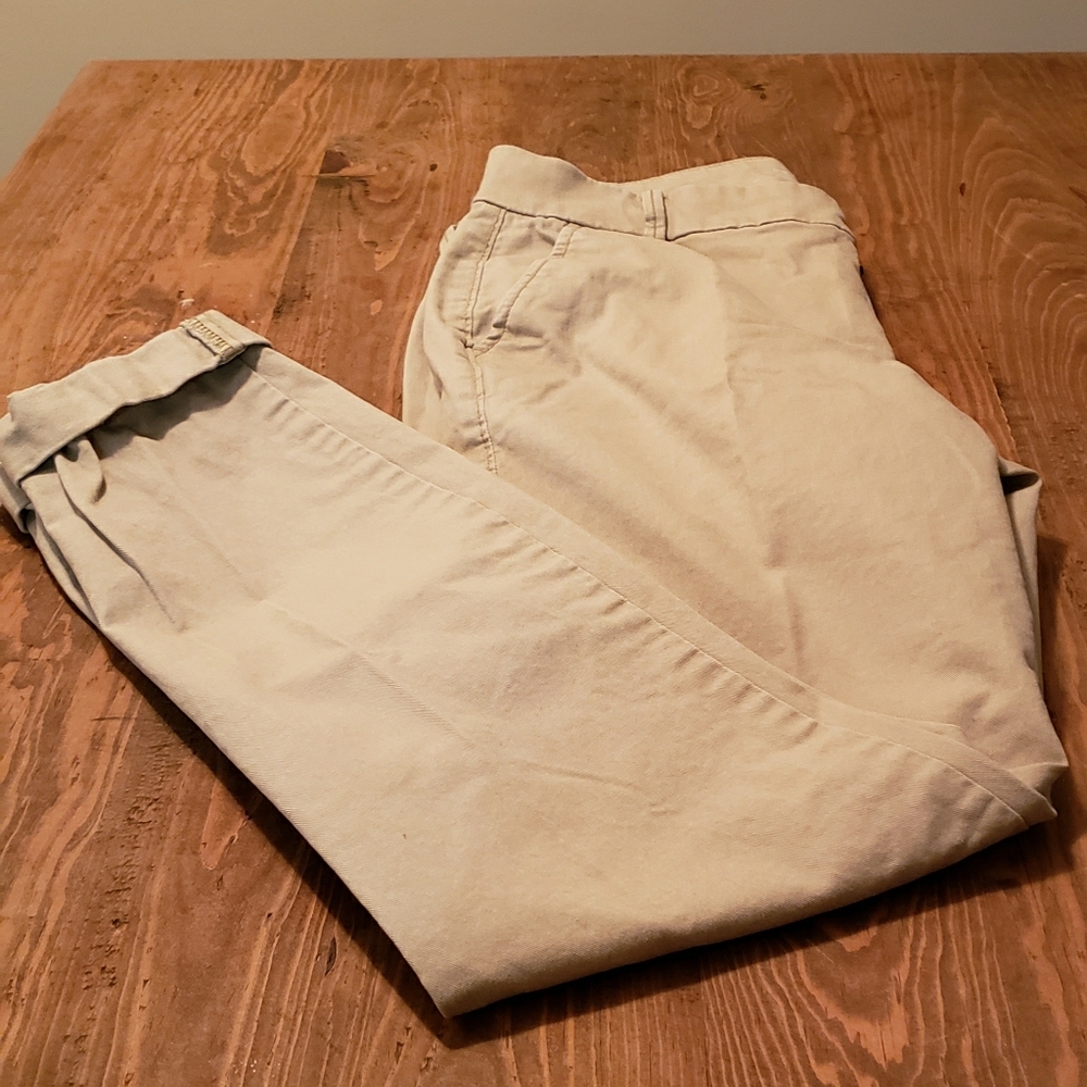 Old navy khaki pants